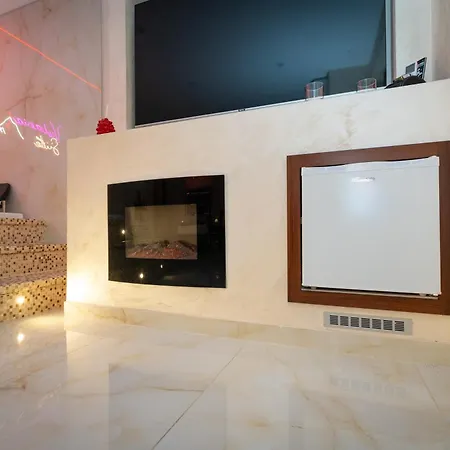 Vulcania Suitea Apartment