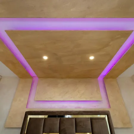 Vulcania Suitea Apartment